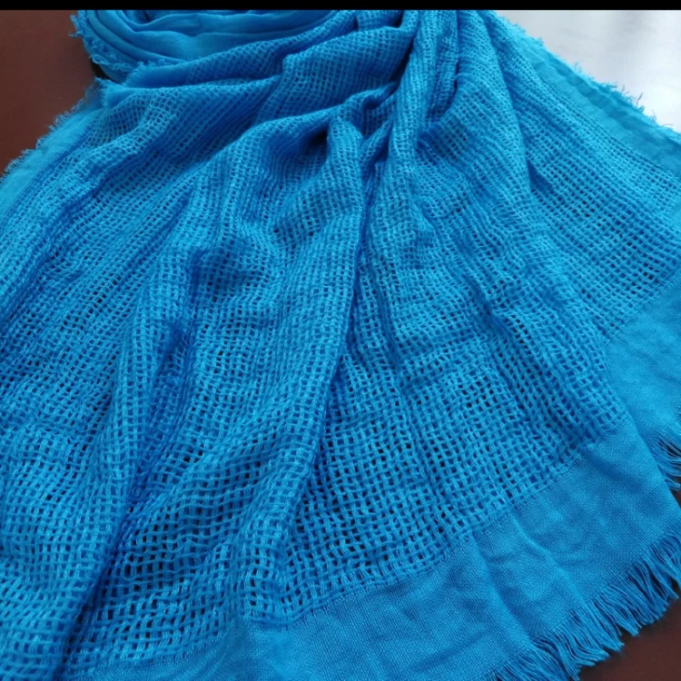 شال آبی هنرمندی نیمه حصیری سه متری